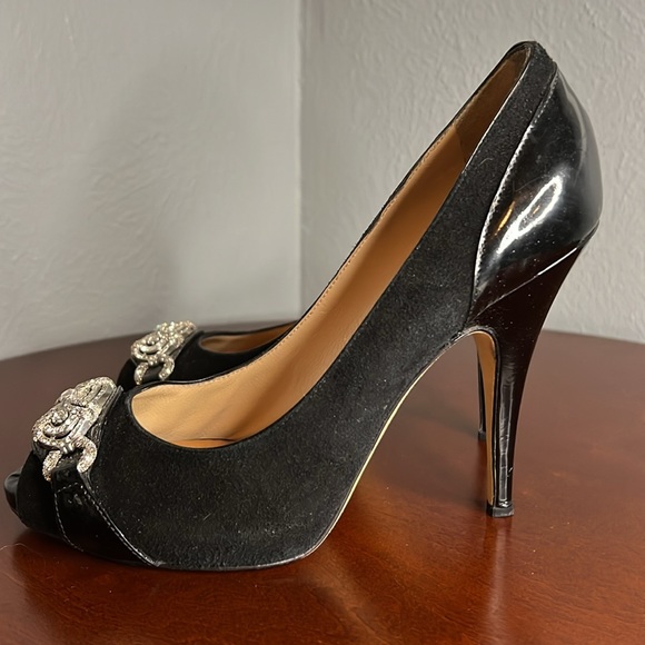 Embellished Giuseppe Zanotti Peep Toe Pumps - US7.5 - Picture 4 of 7